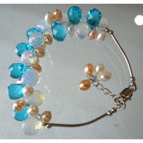 Superbe main blanc perle rose et la pierre de lune bleu bracelet en cristal