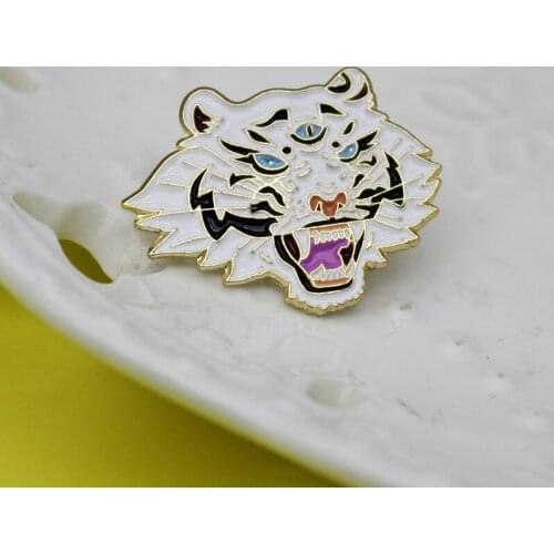 Cartoon animal enamel pin three-eyed white tiger roaring angry mighty teeth brave logo men and women punk jewelry lapel brooch