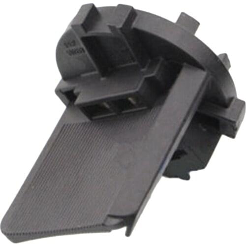 1 PC Halogen Lamp Holder Low Beam Head Light Base For Golf 6 MK6 7 MK7 Tiguan Touran Sharan for SCIROCCO R GTS 5K0941109