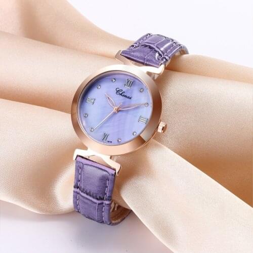 CHENXI Wpmen Watches Fashion Women Watches Shell Dial Leather Band Quartz Wristwatches Casual Ladies Watches Female Watches