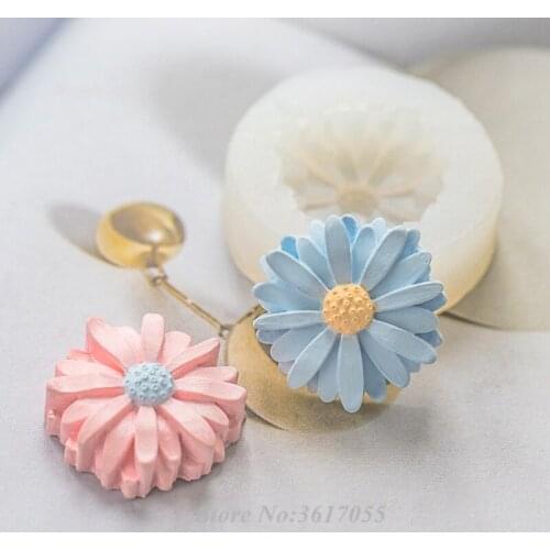 Daisy Flower Plaster Silicone Mold DIY Handmade soap Silicone Mold Fondant Cake Mold Aroma Gypsum Mold