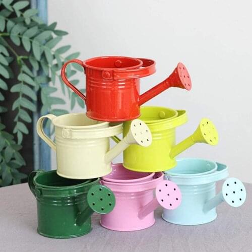 1pc Creative Watering Tin Simple Watering Pot Durable Iron Sprinkling Kettle Portable Can for Garden Home Plants Flower