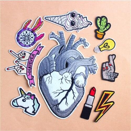 Big Heart Patch Biker Finger Lipstick Lightning Patches For Clothing Embroidered Iron On Patches For Clothes Applique StickersD1