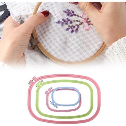 Lightweight 4Pcs/Set Practical Widely Use Plastic Embroidery Hoops Reliable for Indoor