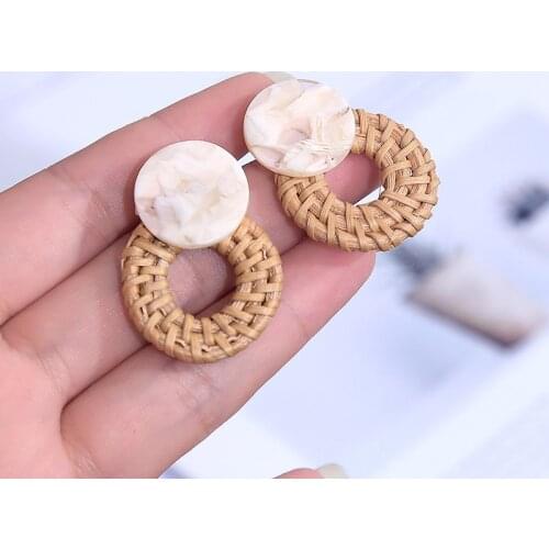 Trendy Handmade Round Hollow Rattan Knit Drop Earrings For Women Boho Leopard Acrylic Hanging Earring Statement Party Jewelry