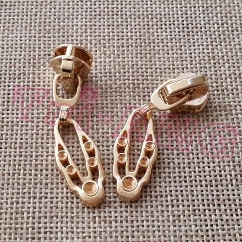 20pcs/lot, 2017 New Fashionable Gold & Black Color 5# Zipper Sliders w/ Unique Shape Zipper Pulls
