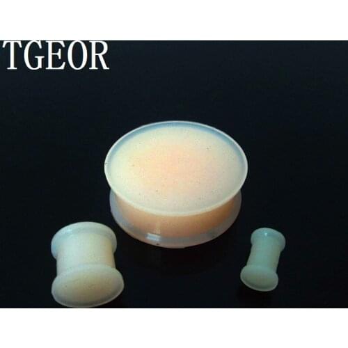 Free Shipping Piercing jewelry ear expander 1pair Gauges skin color flexible silicone saddle ear plugs