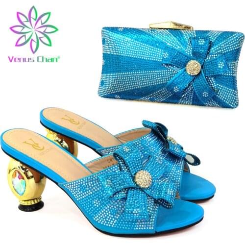 Elegant New Arrival Italian Design Hot Selling Ladies Shoes and Bag Set Decorated With Rhinestone in Sky Blue Color for Party