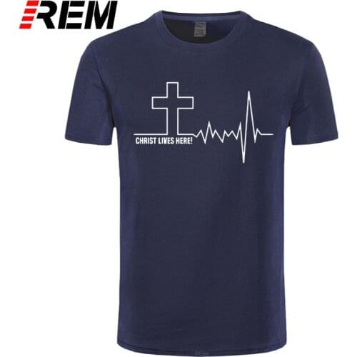 Christ Lives Here Cross Heartbeat Christian Jesus Faith Inspirational T Shirt T-Shirt For Men Male Short Sleeve Cotton Tshirt