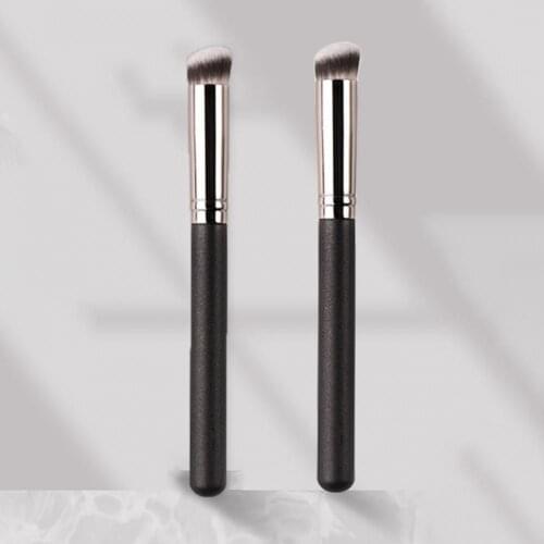 1Pcs Concealer Brush Easy to Use Environmental Artificial Fiber Beauty Cosmestic Brush for Daily Use Makeup Tools