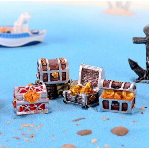 1 Piece Treasure Chest Box Adventure Gaming Bag Sea Pirate Model Small Statue Little Figurine Crafts Ornament Miniatures