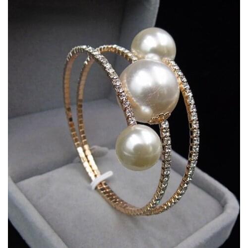 2021 Trendy Rhinestone Silver Plated Jewelry Pearl Bracelets for Woman Gril Pearl Jewelry Crystal Bangles & Bracelets Gifts