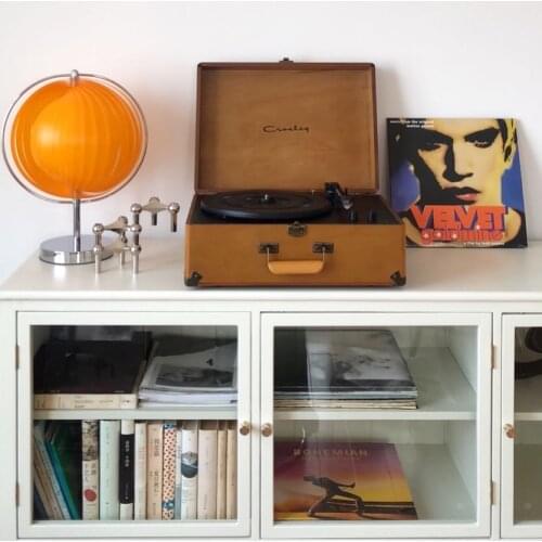 Creative Moon desk lamp Bedroom bedside lamp Modern minimalist home decor desk lamp Reading lighting fixture in office study