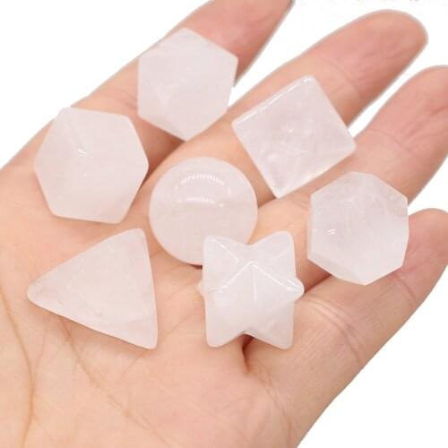 7 Pcs Hot-selling Geometric Natural White Jade Crystal Quartz Stone Gem Ore Room Fish Tank Decoration Ornaments 14-20mm