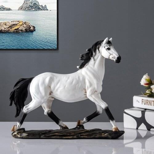 Horse Furnishing Articles Desk Decoration Resin Arts and Crafts Opening Gift Giving Home Decoration Accessories