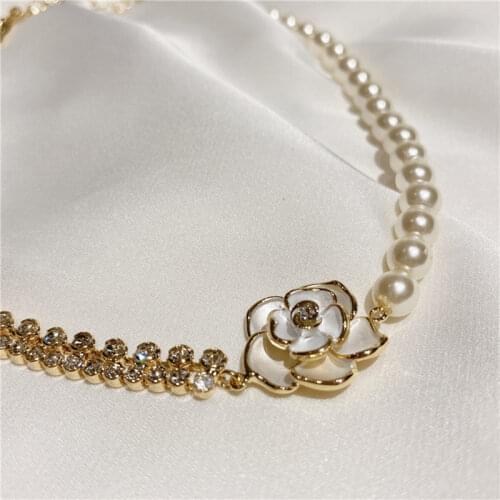 Ajojewel Chokers On The Neck