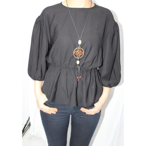 Beli Wheel Necklace Blouse-BLACK