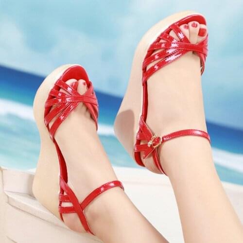 Red 2019 new wedge sandals summer thick waterproof platform special small code 32 yards 33 yards high heel sandals women