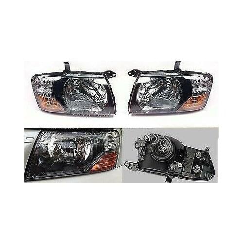Fit For Mitsubishi Pajero Montero 2000-2006 Car A Pair front headlamp Black Refit