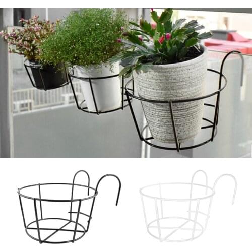 1Pcs Round Flower Pot Hanger Wrought Iron Guardrail Flower Pot Hanging Shelf Balcony Hanging Flower Pot Stand Railing Shelf