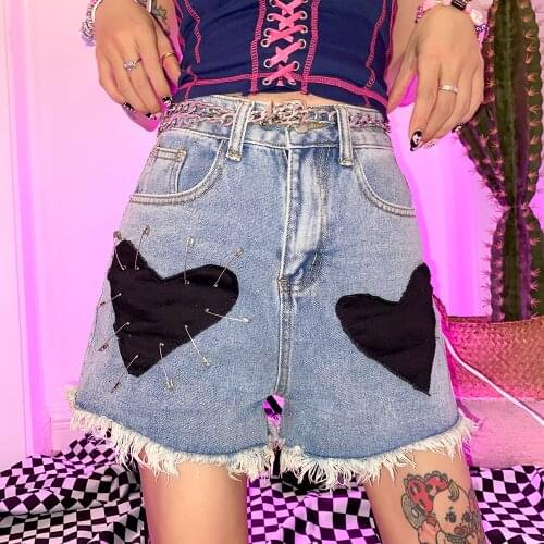 Japanese High-Waist Jeans Women Summer Love Pin Design All-match Casual Denim Shorts Harajuku Y2k Sweet Cute Mini Streetwear