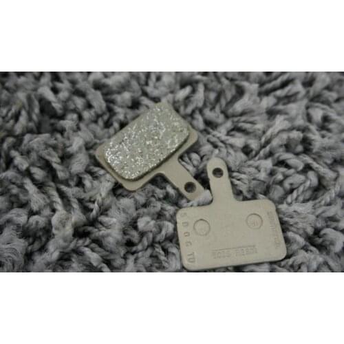 B03S disc brake resin pad M8000 M7000 M6000 M315 M355 M365 M375 M395 M396 M445 M446 M447