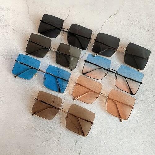 New Vintage Luxury Sunglasses Womens Glasses 2021 Retro Square Sunglasses Metal Half Frame Eyeglasses Decorative Glasses