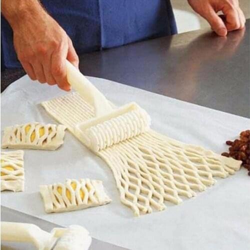 Pizza Pastry Lattice Roller Cutter Wheel Knife Embossing Dough Roller Baking Bakeware Tool Kitchen Accessories