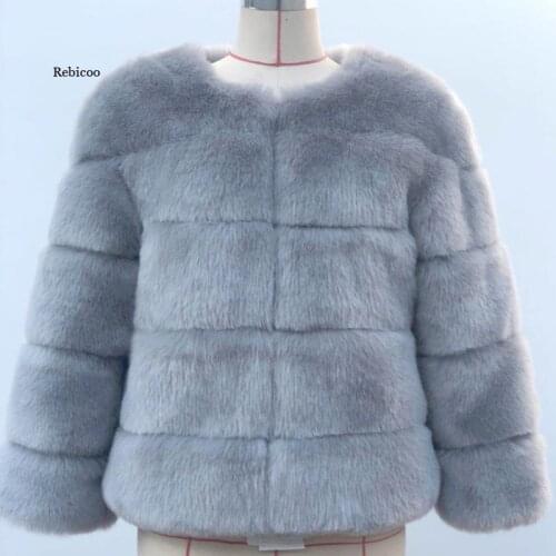 Women Winter Outerwear Faux Fox Fur Coats Jackets Warm Faux Fur Short Slim Fur Coat Female