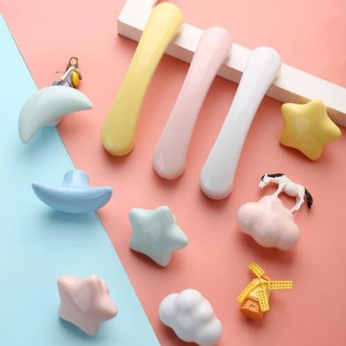 Nordic Creative Handle Childrens Room Custom Wardrobe Door Kindergarten Cabinet Drawer Cartoon Clouds Color Furniture Handles
