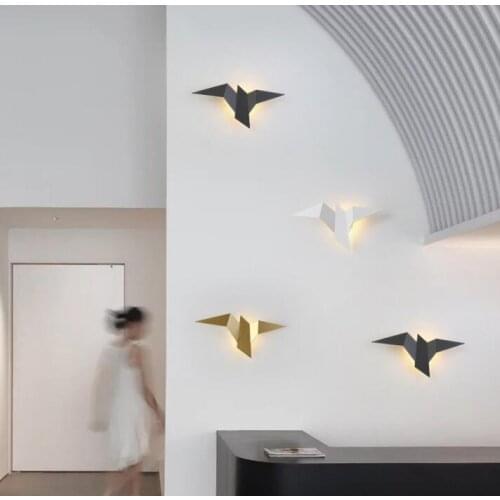 Gold Asuka Wall Lamp Bird Background Home Indoor Living Room Bedroom Creative Fashion Lighting Modern Glass Ball Lights LED
