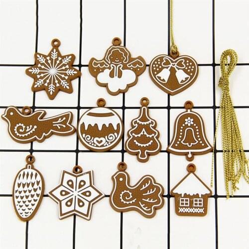 11Pcs Christmas Pendants Gingerbread Man Animal Creative Snowflake Party Supplies Hanging Decoration for DIY Christmas Party