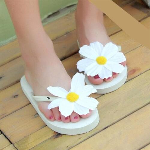 Women Summer Clip Toe Slippers Solid Flat Flower Decoration Non Slip Flip Flops Casual Beach Females Shoes 2021 New Comfortable