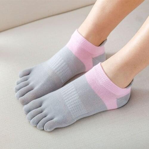 Women Short Tube Sports Socks Comfortable Five Toe Socks Stitching Color Breathable Five-finger Yoga Running Socks c2