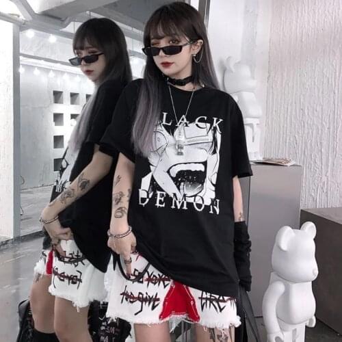 Woman tshirts goth Pure cotton tops Black and white portrait anime print Harajuku Top short sleeve clothes kawaii T-shirt