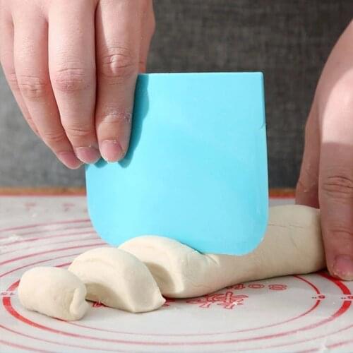 3PCS Plastic Cake Scraper Irregular Edge DIY Scraper Kitchen Baking Accessories Noodle Knife Fudge Pastry Knife Decoration Tool