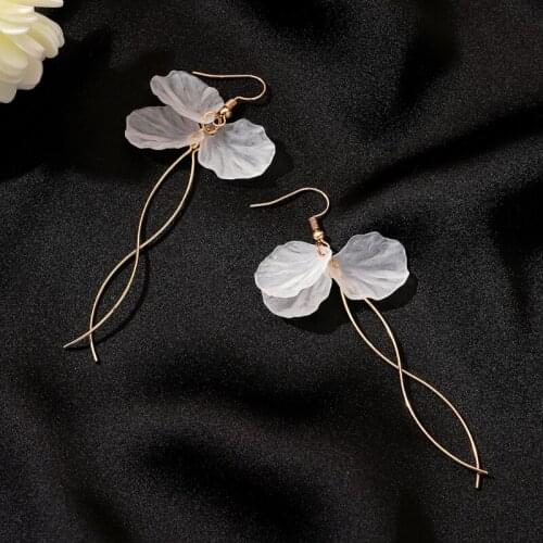 Koren White Flower Drop Earrings Women Long Temperament Transparent Petals Tassel Earrings Wedding Bridal Jewelry Wholesale