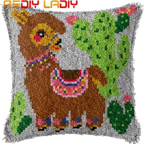 Latch Hook Cushion Animal Camel Pre-Printed Canvas Cushion Front Acrylic Yarn Crochet Pillow Case Kits Hobby & Crafts Home Decor