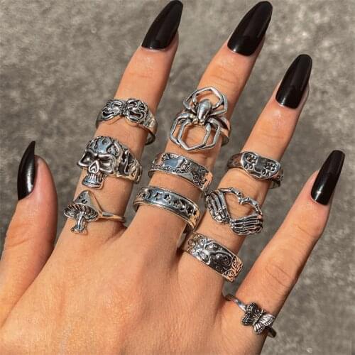 Korean Fashion Butterfiy Poker Spades Rings for Women Punk Vintage Trendy Mushroom Spider Eyes Daisy Couple Party Jewellery