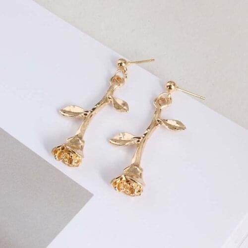 Punk 2020 Fashion New Earrings Simple Temperament Ladies Sweet Wild Flower Branches Ladies Earrings Wholesale Sales Trendy