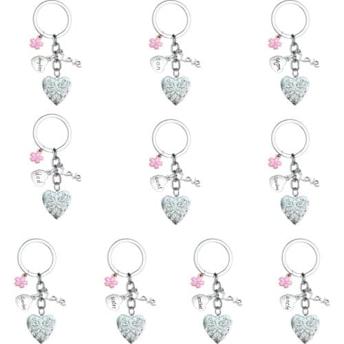 Family Series Keychain Gift Daughter Son Mom Dad Grandma Grandpa Sister Brother Aunt Uncle Heart Pendant Keyring Keyfob Gift