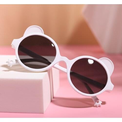 Fashion Kids Sunglasses Cartoon Bear Shape New Anti-UV Cartoon Decorative Glasses Outdoors Goggle For Boys and Girls 2-10 Years