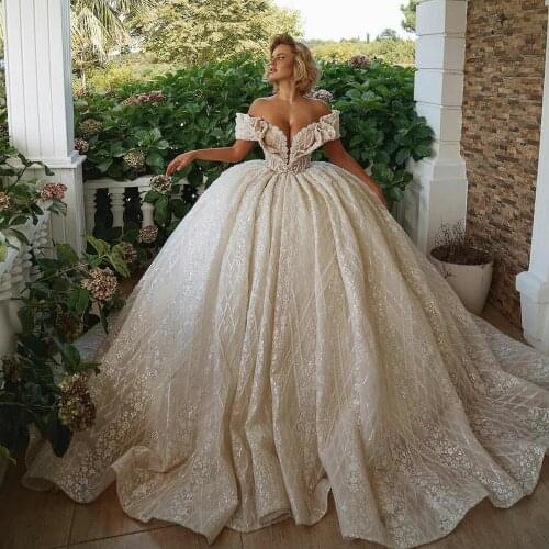 2021 Luxury Lace Wedding Dresses Vintage Off Shoulder Ball Gown Plus Size vestido de novia Custom Made