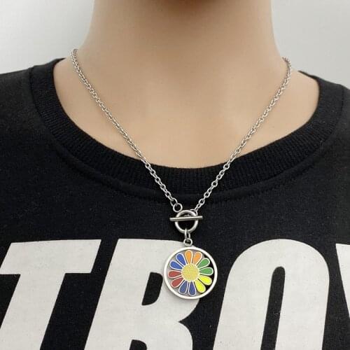 Fashionable rotating titanium steel rotating circle male and female hip-hop clavicle chain hot sale