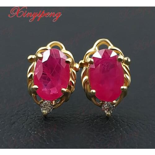 18 k yellow gold with natural ruby studs earrings red color of fire Fine jewelry contracted