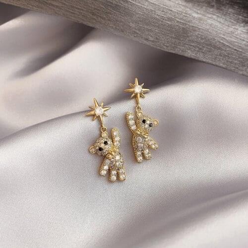 Simple Cute Full Semi-precious Stones Little Bear Earrings Temperamental Sweet Eight-pointed Star Glistens Dangle Earrings