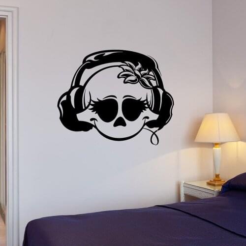 Skull Wall Decal Smile Headphones Girl Eyelashes Flower Head Vinyl Wall Stickers Bedroom Music Studio Cool Style Home Decor M568