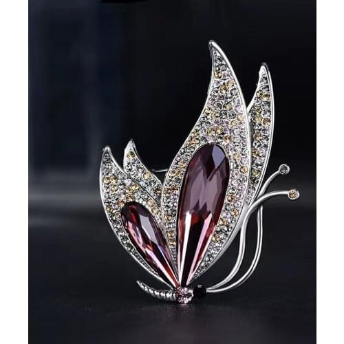 New 2021 Factory Direct Korean-Style Elegant Crystal All-match Brooch Gift Fashion Alloy Accessory Womens Corsage