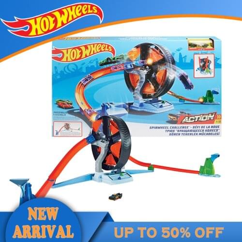 Original Hot Wheels Spin Car Challenge Play Set Building Racing Track 2020 Newest Kids Toys Score Showdown GJM77 Birthday Gift