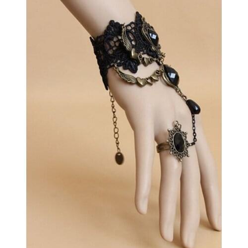 Vampire Bracelet Necklace Vintage Halloween Cosplay Hollow Out Lace Heart Court Style Elegant Wizard Role Playing Accessories